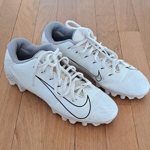 Nike vapor cleats